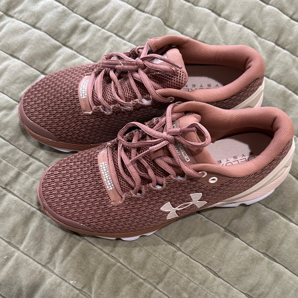Under Armour Women's Athletic Shoes in Mauve - Picture 2 of 4